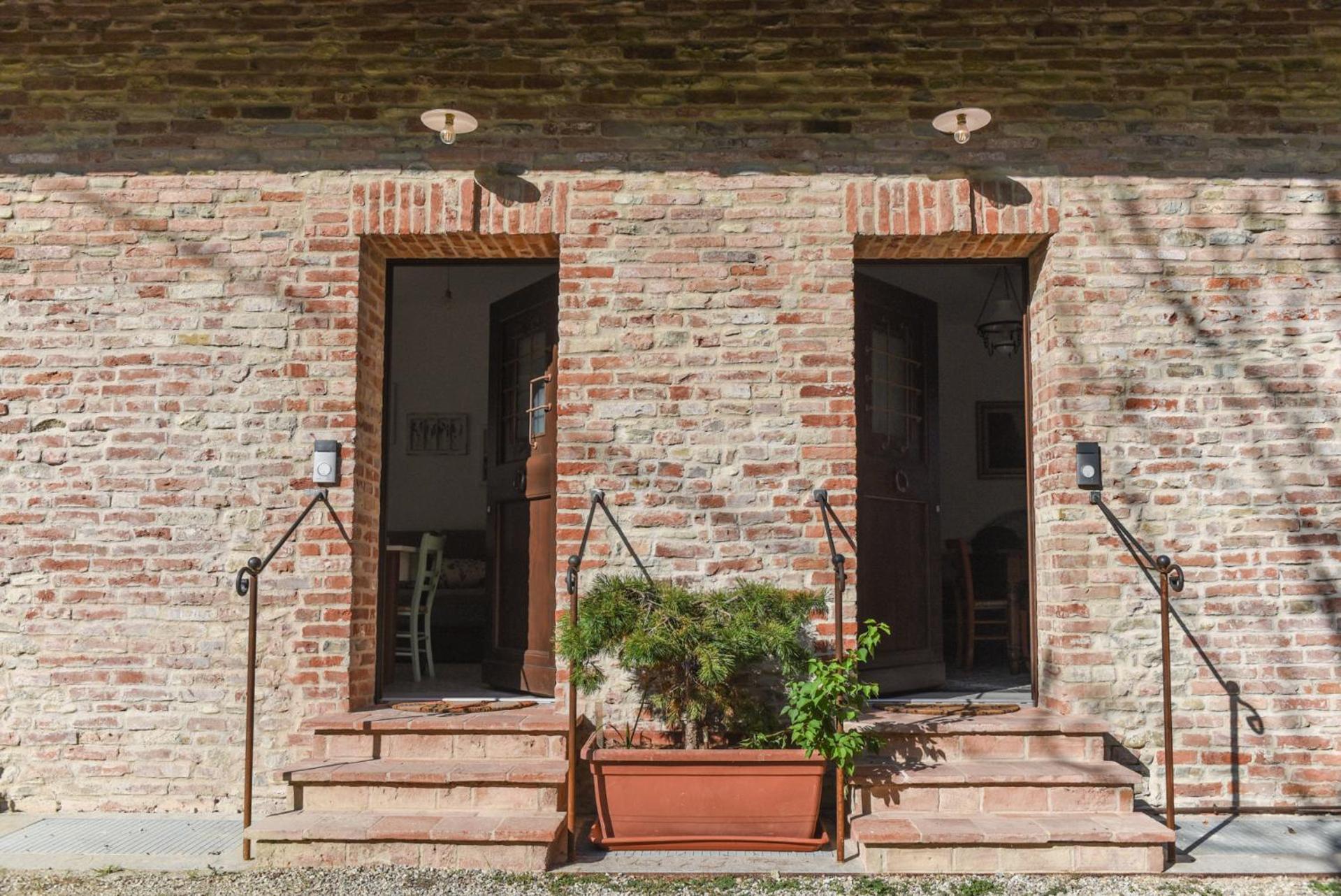 Casa Argantino Lägenhet Alba  Exteriör bild